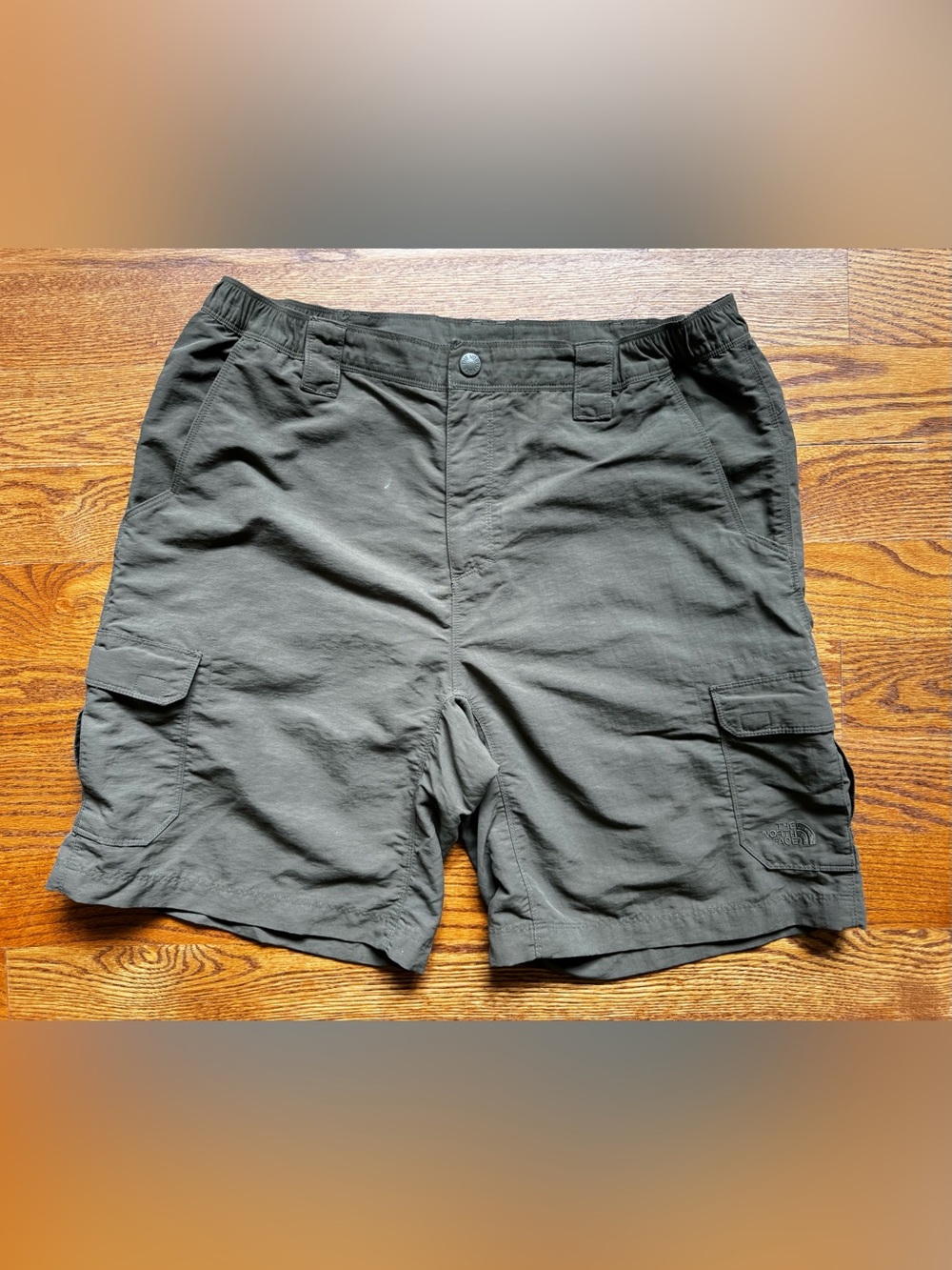 The North Face Mens L Nylon Cargo Hiking Shorts Gray Outdoor Utility
